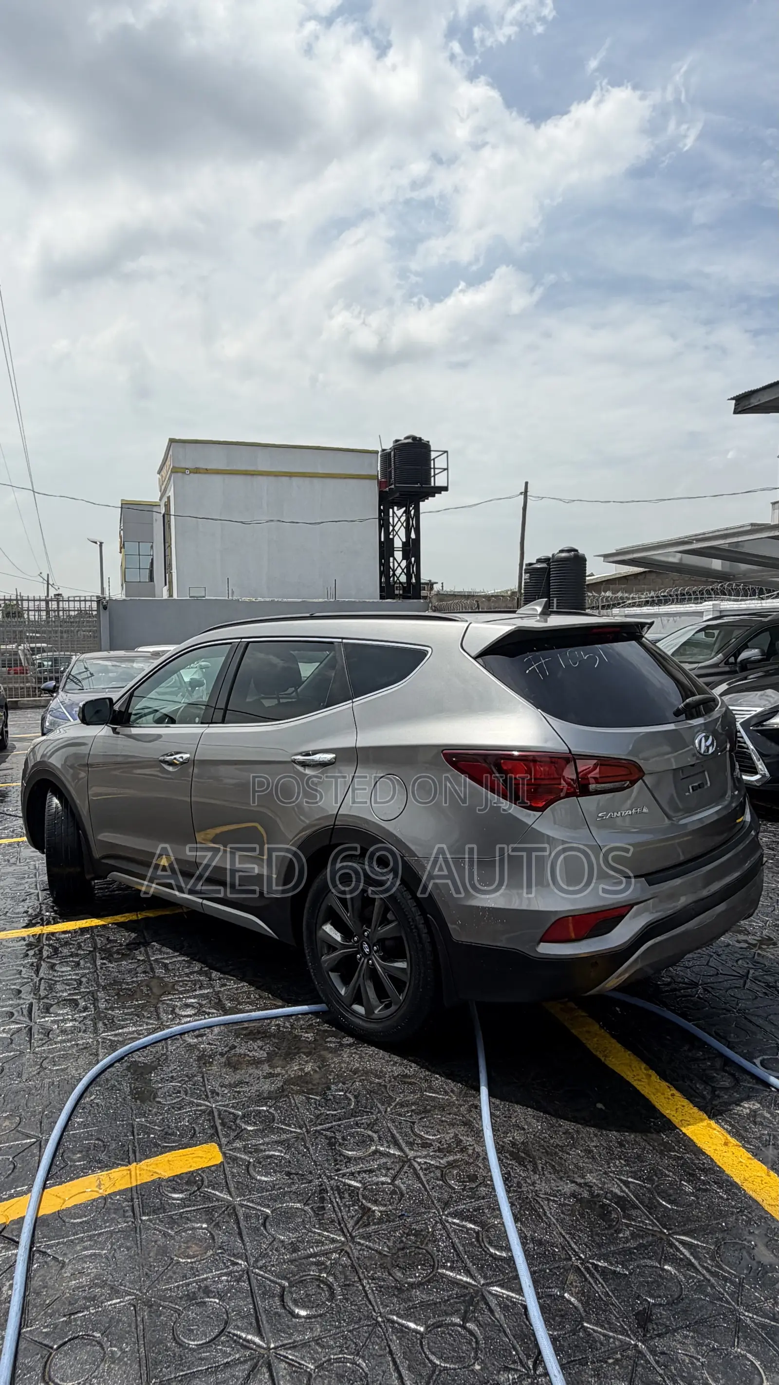 Hyundai Santa Fe SE Ultimate AWD 2017 Gold