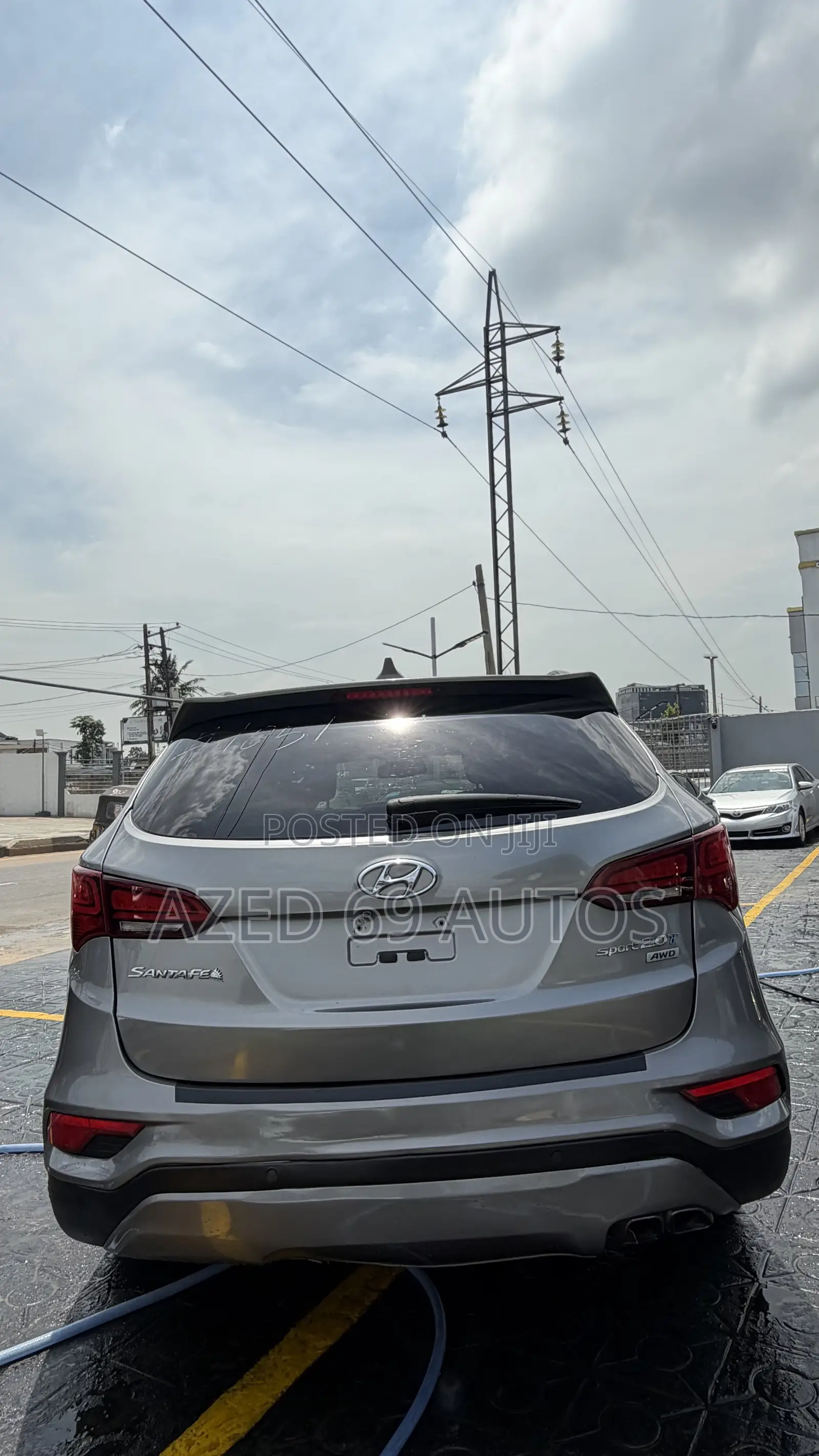 Hyundai Santa Fe SE Ultimate AWD 2017 Gold