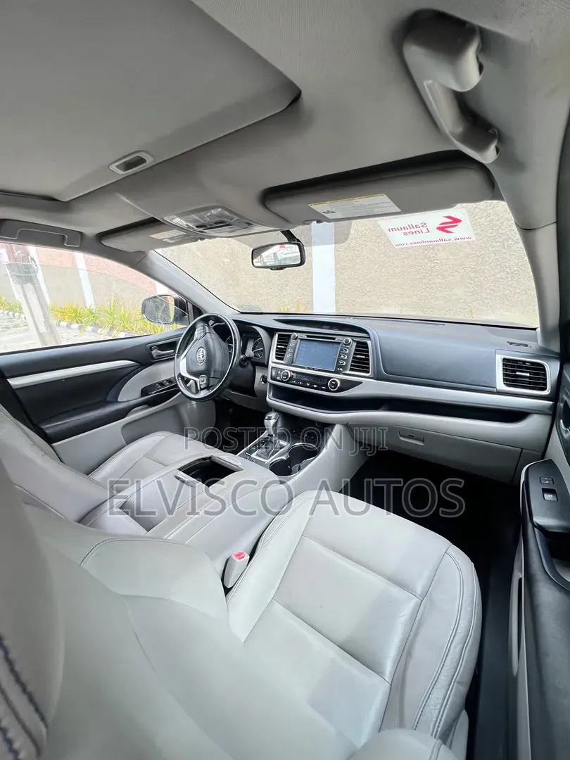 Toyota Highlander 2016 Brown