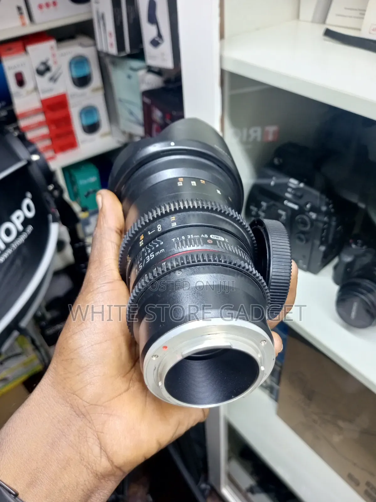Rokinon 35mm 1.5 for Sony E-Mount