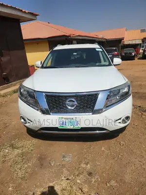 Nissan Pathfinder 2015 White