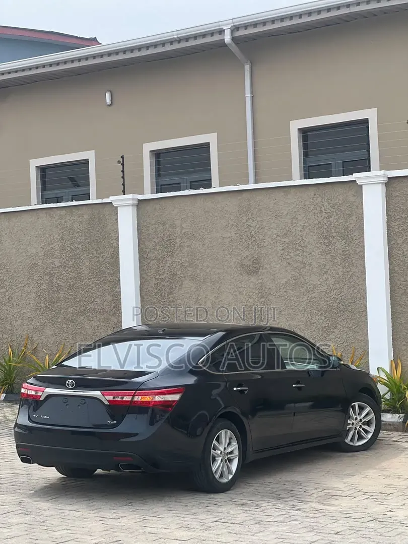 Toyota Avalon 2015 Black