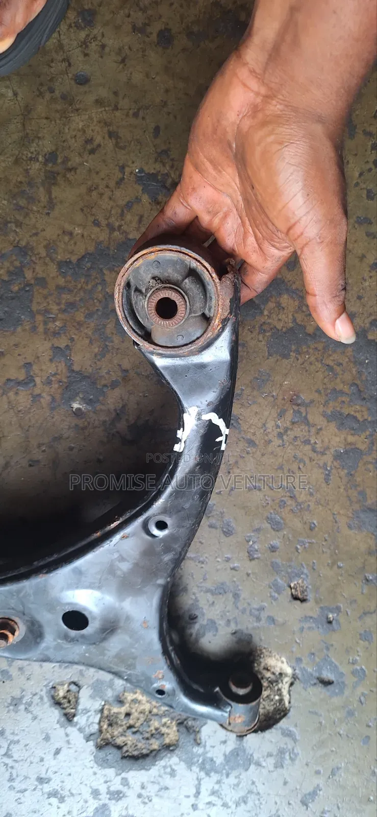 Complete Lower Arm Hyundai Elentra, Kia Cerato 2006 2009