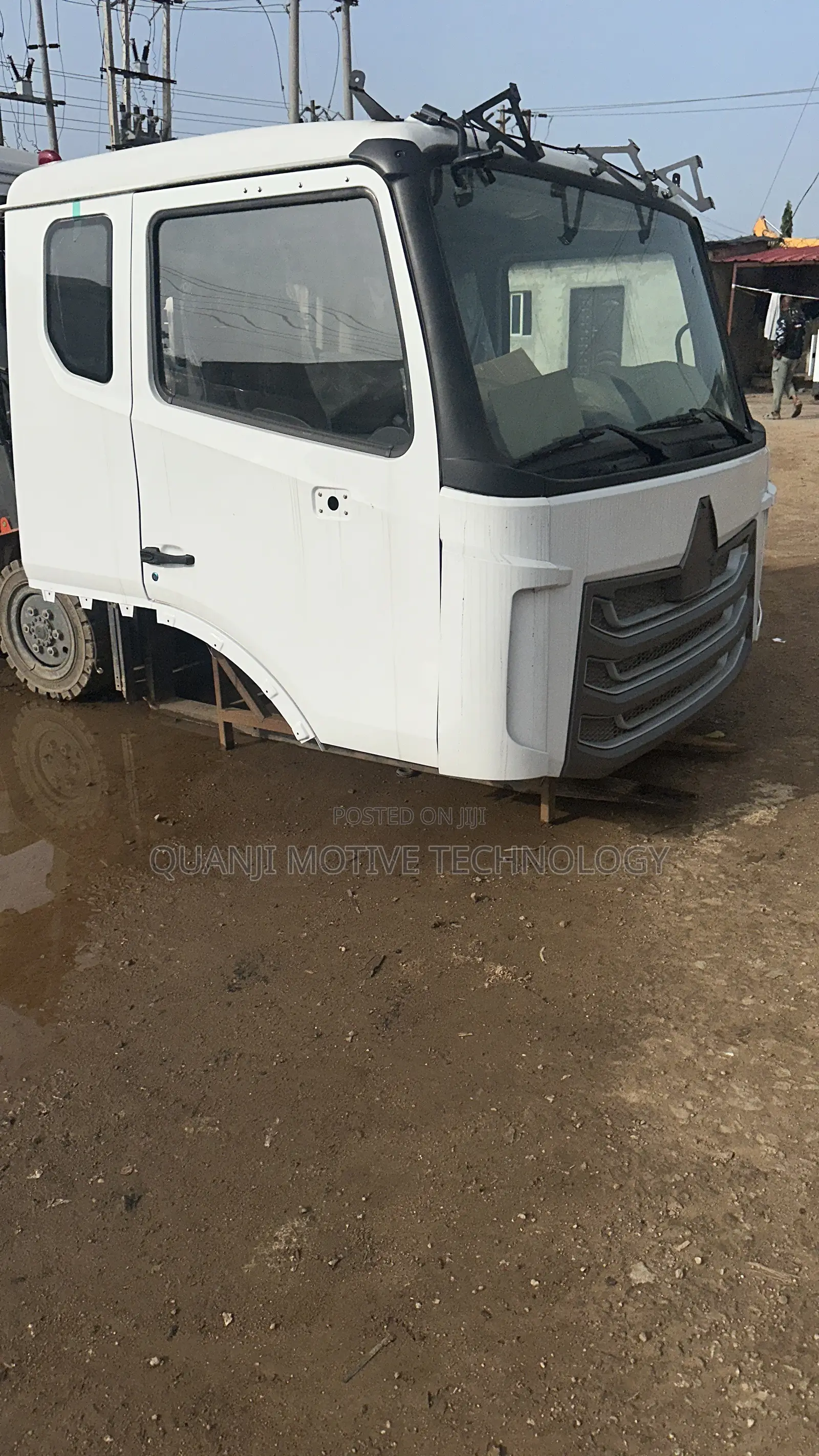 Brand New E7 Cabin