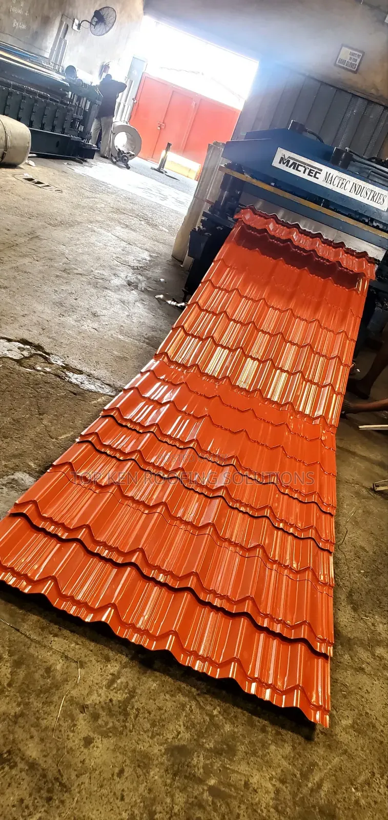 Strong-Profile Look 0.70(B)mm TC Red Step Tile Roofing Sheets
