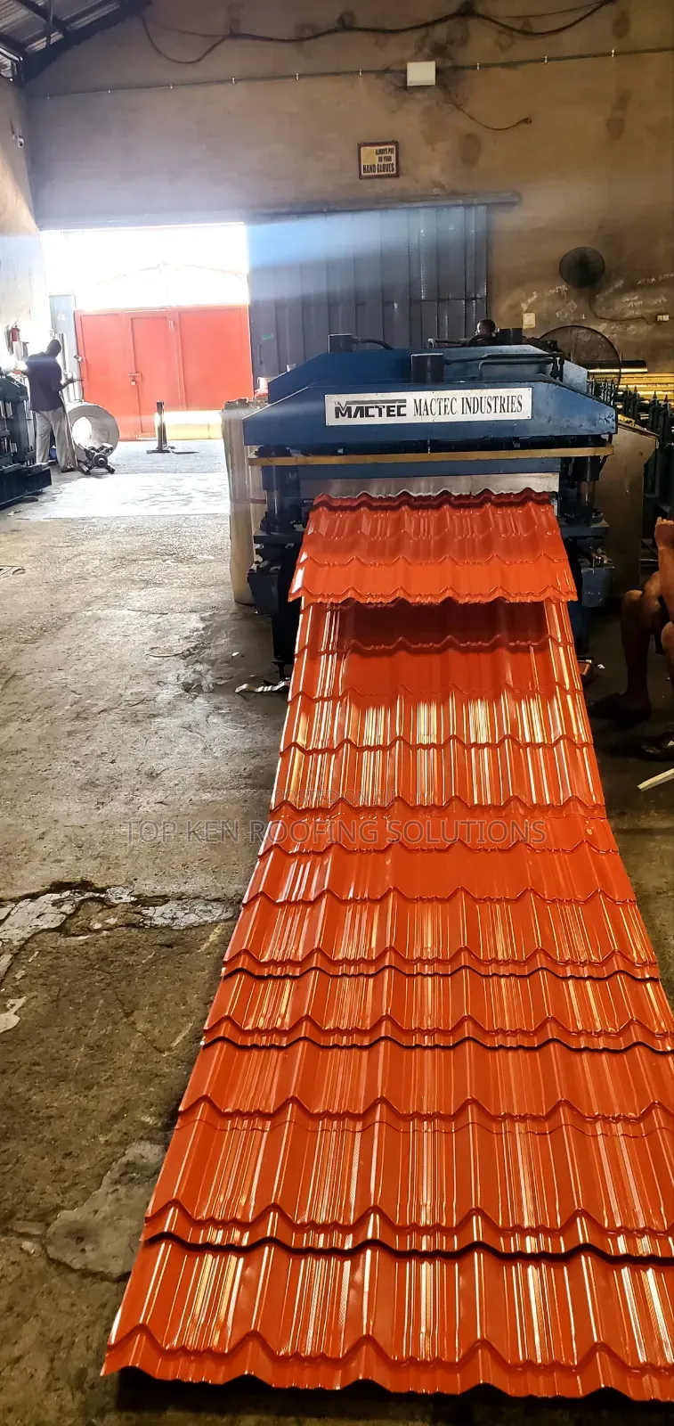 Strong-Profile Look 0.70(B)mm TC Red Step Tile Roofing Sheets