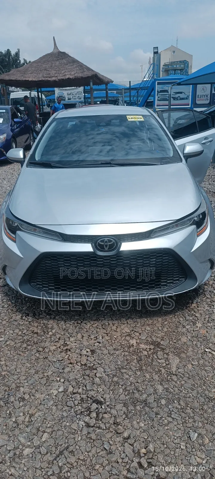 Toyota Corolla LE Eco (1.8L 4cyl 2A) 2018 Silver
