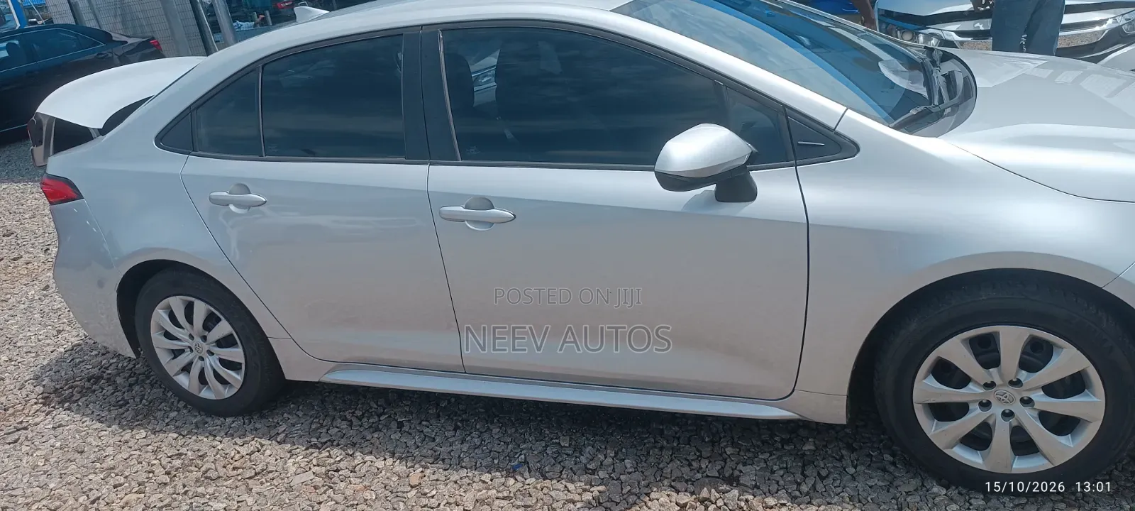 Toyota Corolla LE Eco (1.8L 4cyl 2A) 2018 Silver