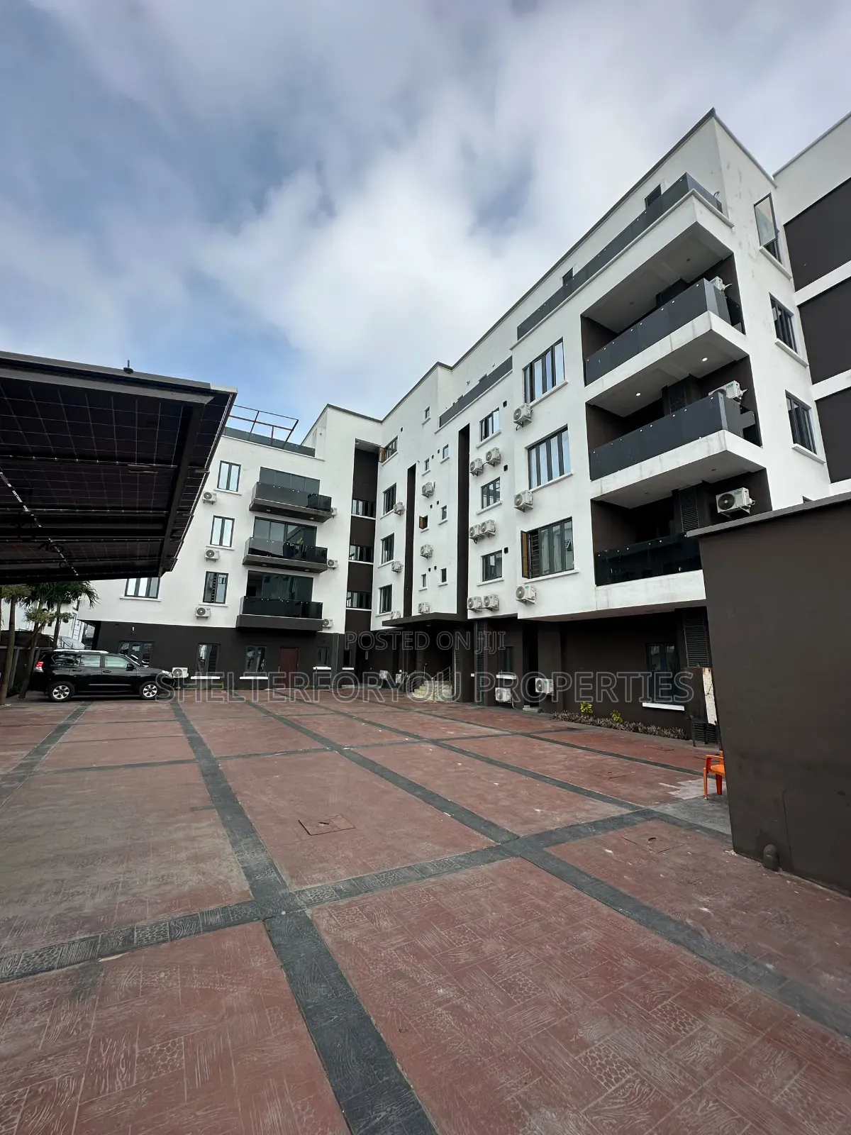 2bdrm Apartment in Lekki Expressway for sale