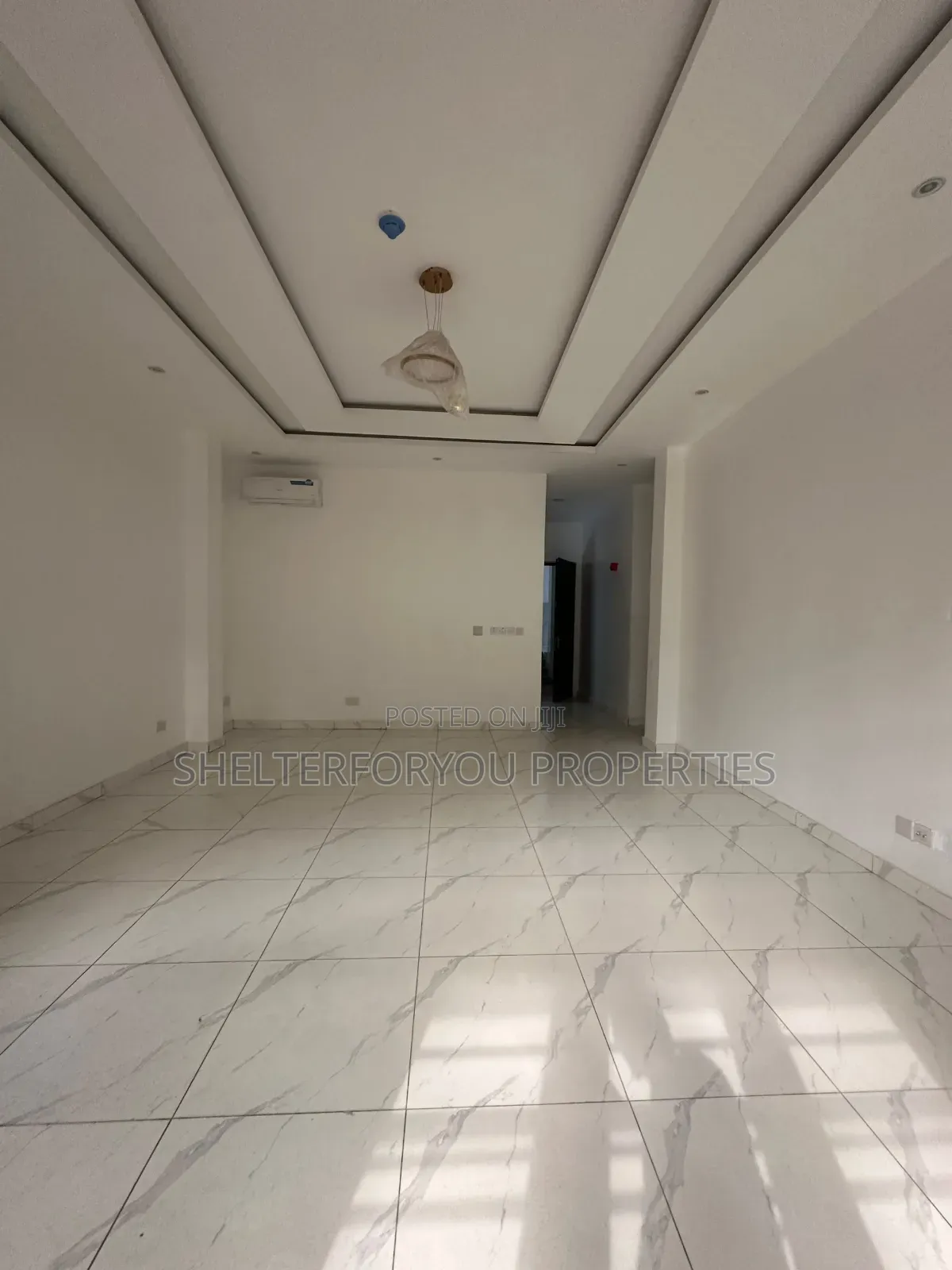2bdrm Apartment in Lekki Expressway for sale