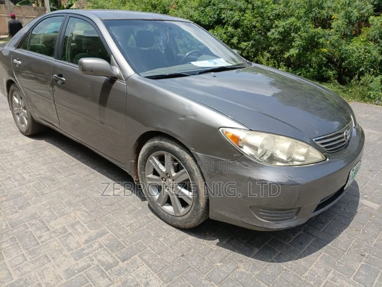 Toyota Camry LE 4dr Sedan (2.4L 4cyl 5A) 2006 Gray