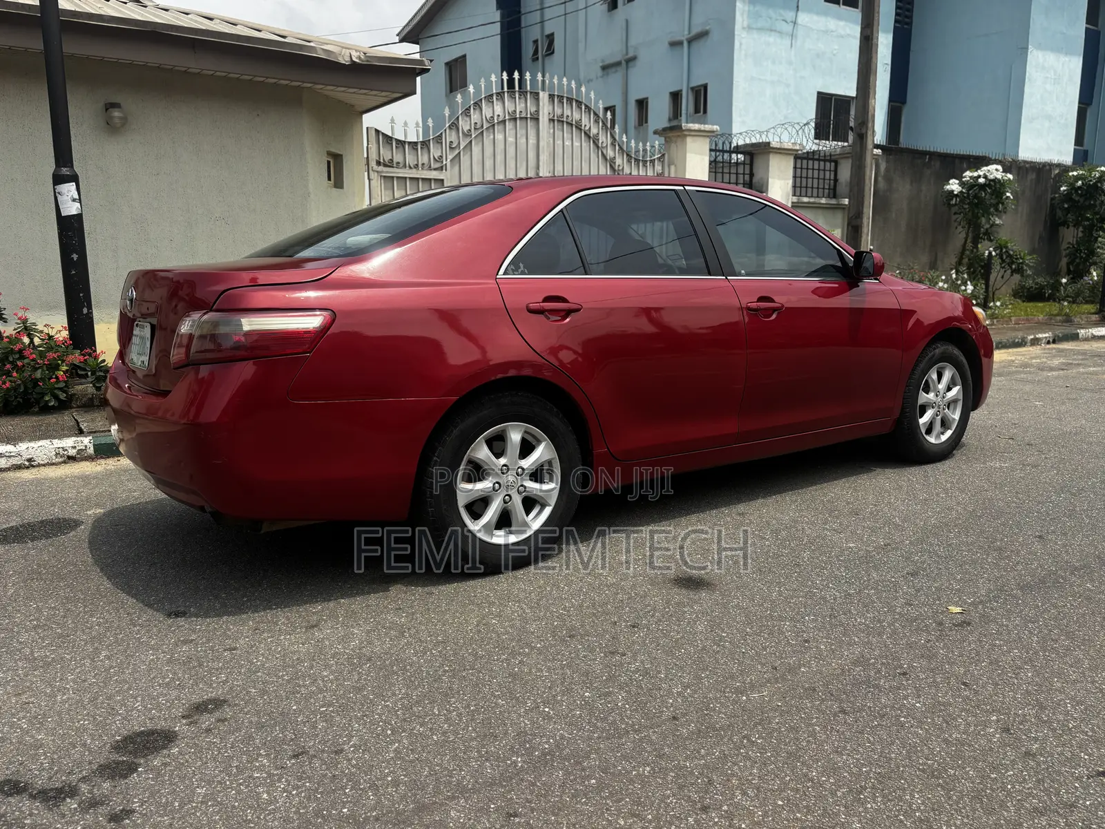 Toyota Camry LE 4dr Sedan (2.4L 4cyl 5A) 2009 Red