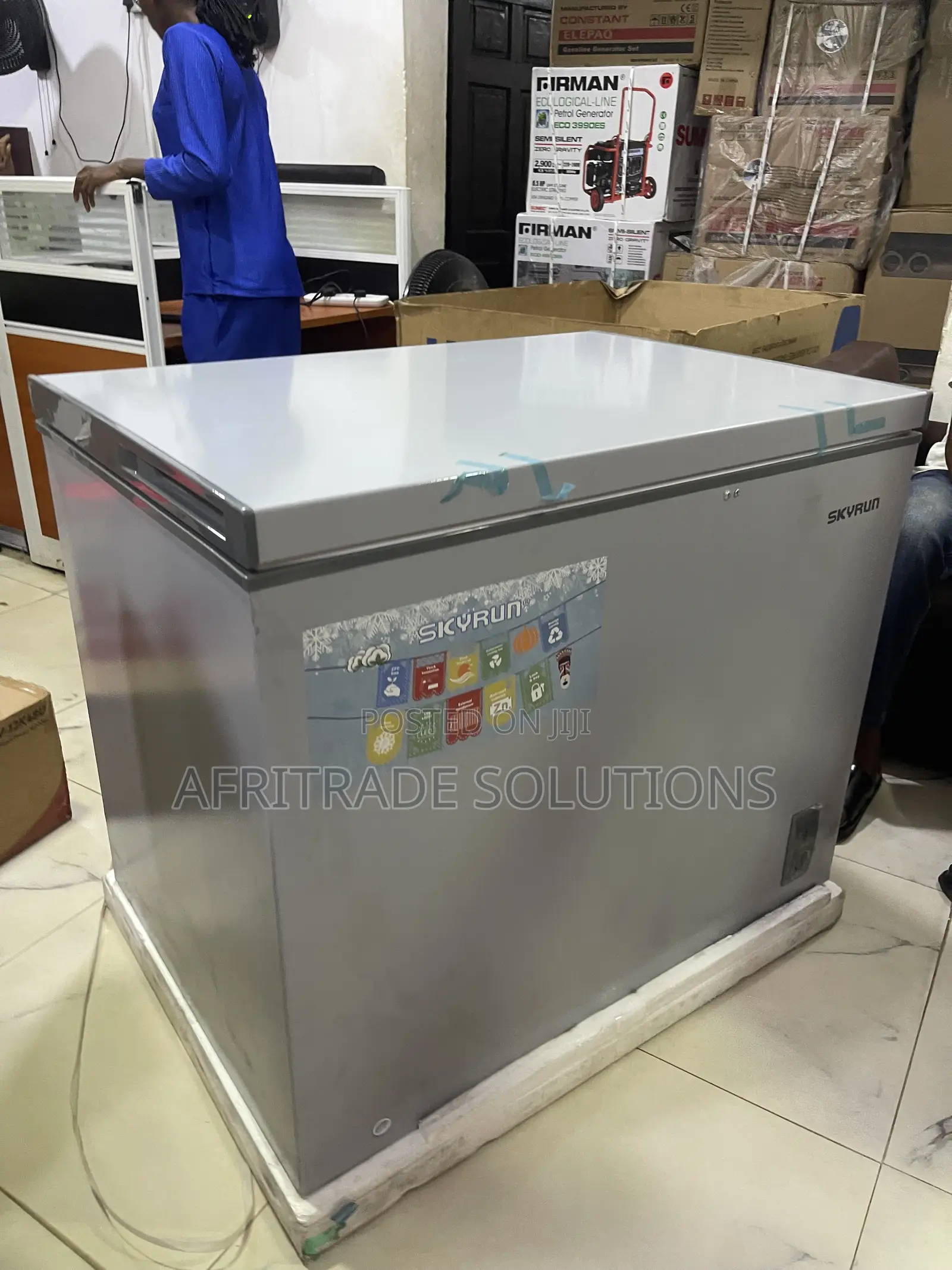 Skyrun Chest Freezer 260 Litres – Your Extra Food Storage Space