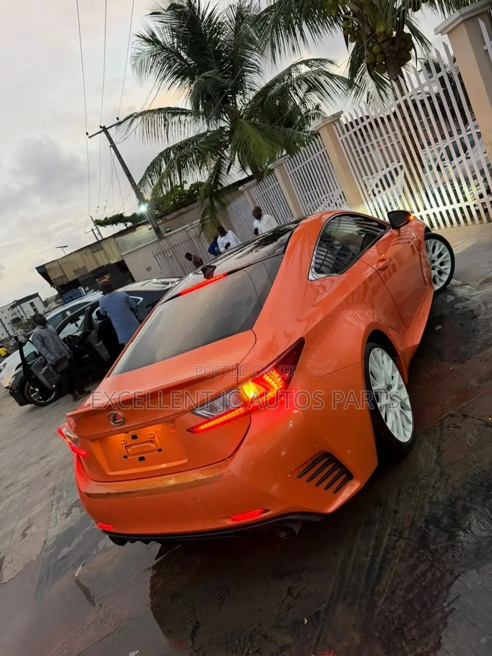 Lexus RC 350 AWD 2015 Orange