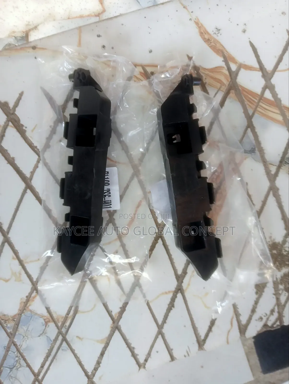 Front Bumper Hook/Bracket Honda Civic 2012-2015 Models Both Sides