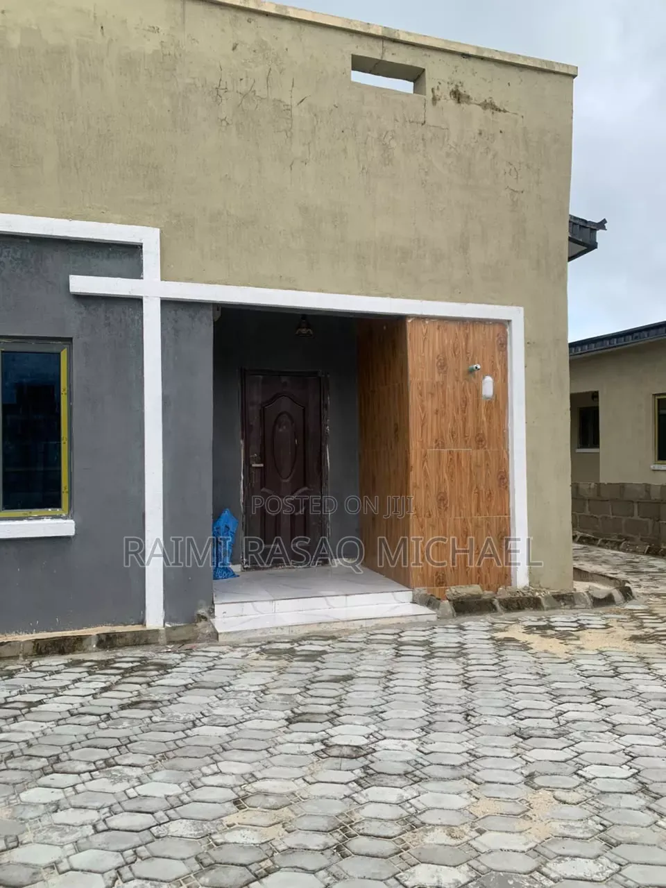Furnished 3bdrm Bungalow in Peakpark Estate, Awoyaya for rent