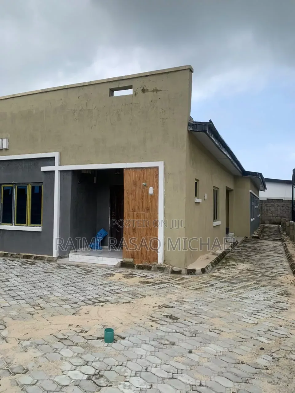Furnished 3bdrm Bungalow in Peakpark Estate, Awoyaya for rent