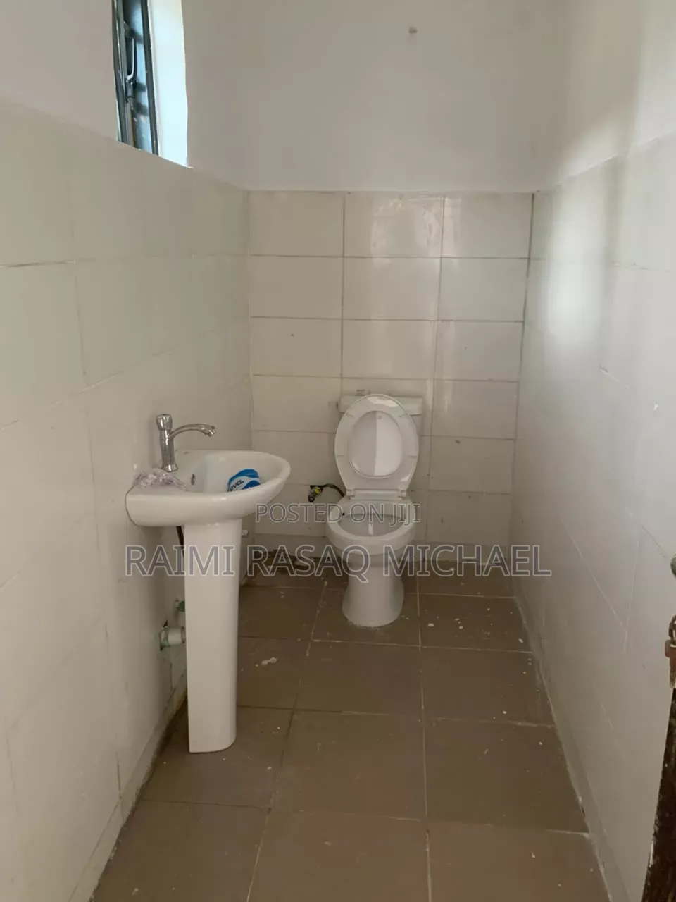 Furnished 3bdrm Bungalow in Peakpark Estate, Awoyaya for rent