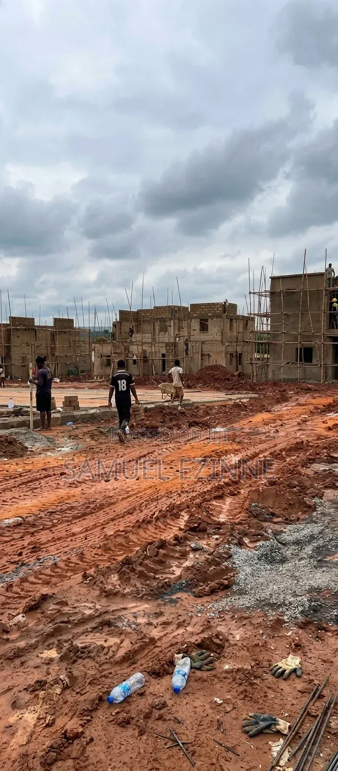 Land for Sale in Enugu: Ozalla, Four Corners