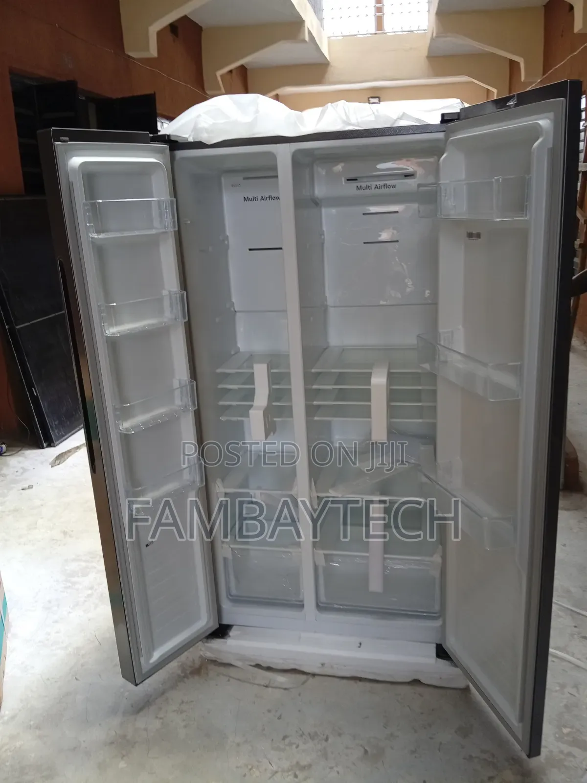 New Hisense 518L Side-by-Side Refrigerator for Spacious Food Storage