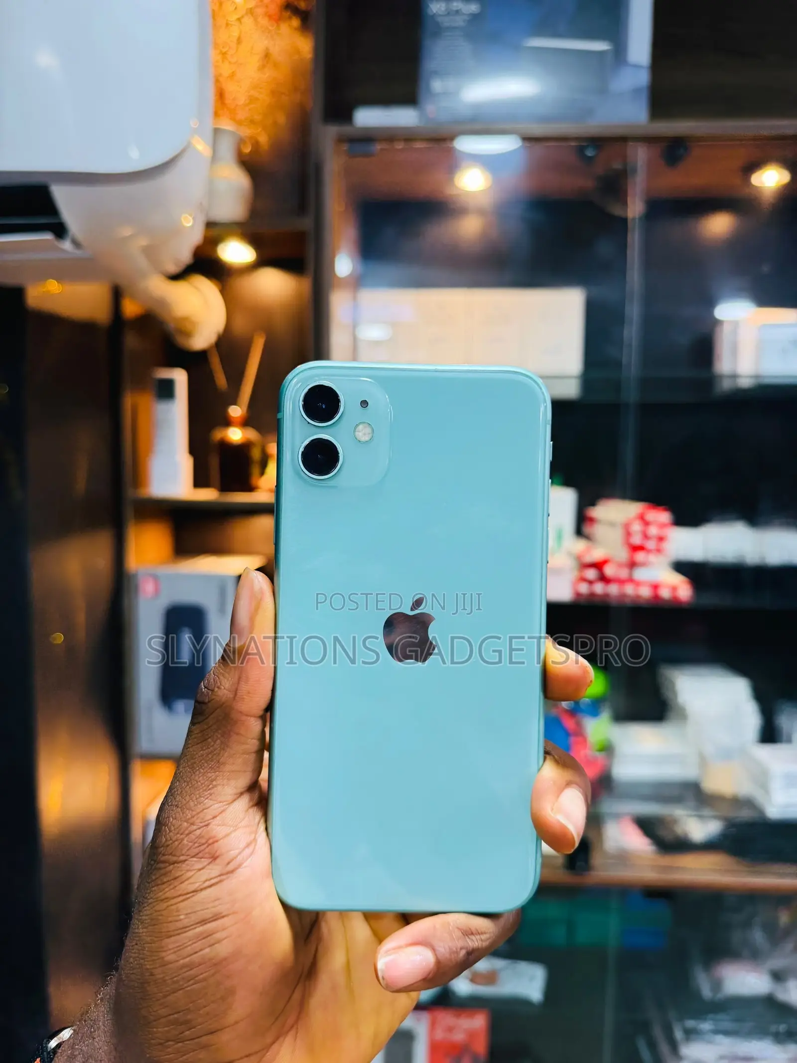 Apple iPhone 11 64 GB Green