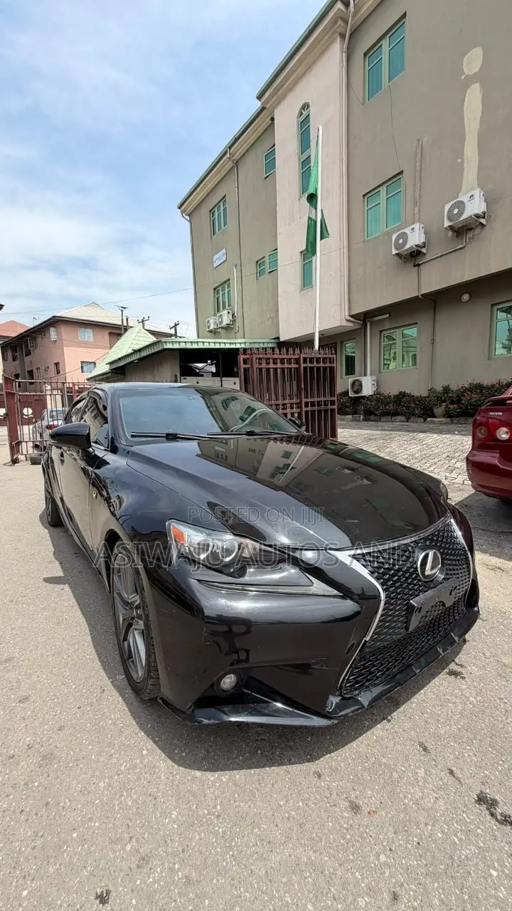 Lexus IS 350 AWD 2016 Black