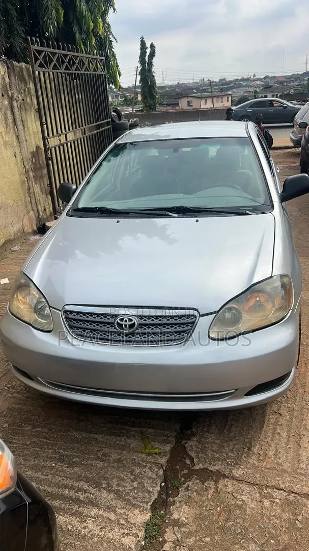 Toyota Corolla 2005 Silver