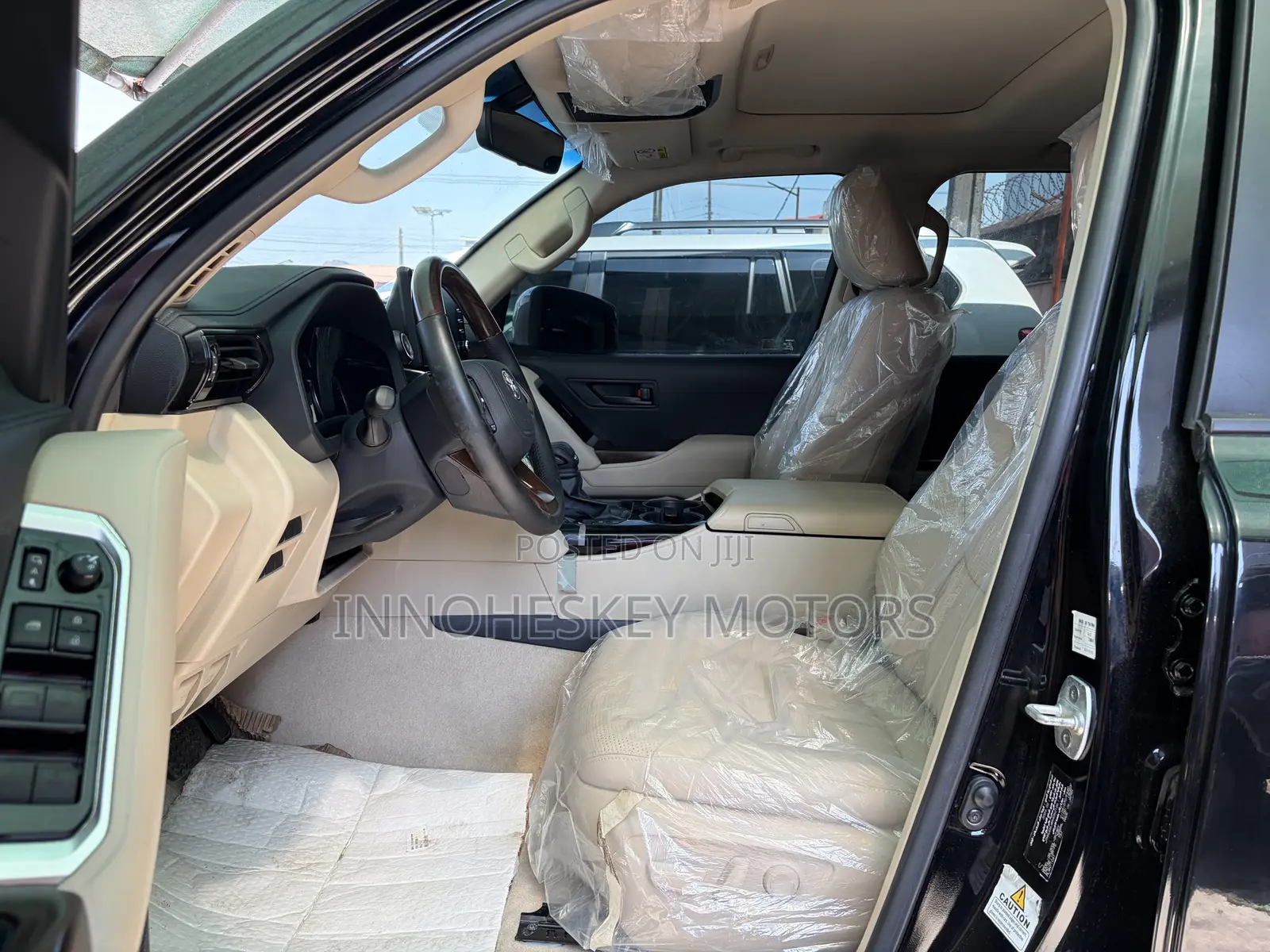 Toyota Land Cruiser 2024 Black