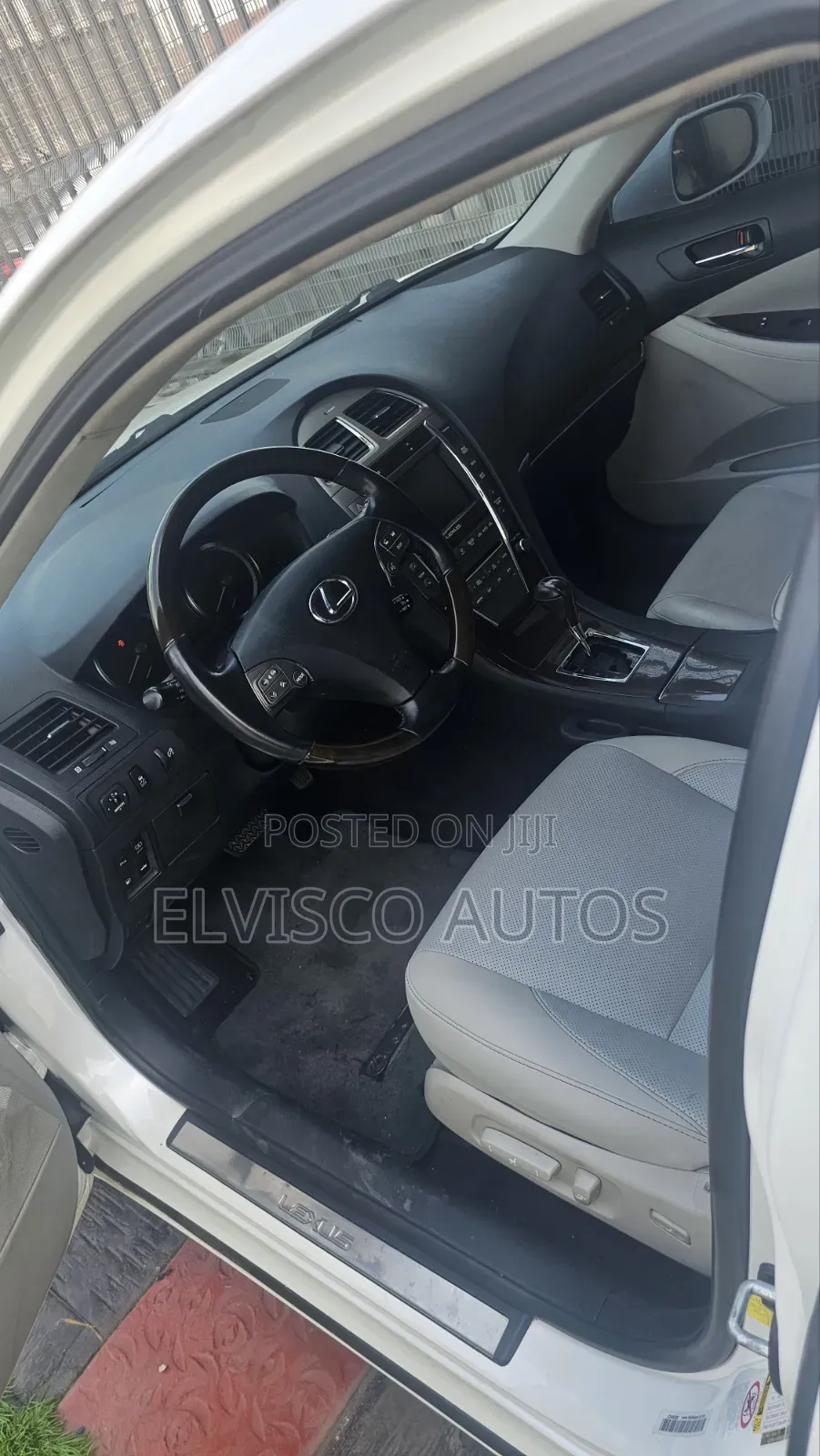 Lexus ES 2012 White