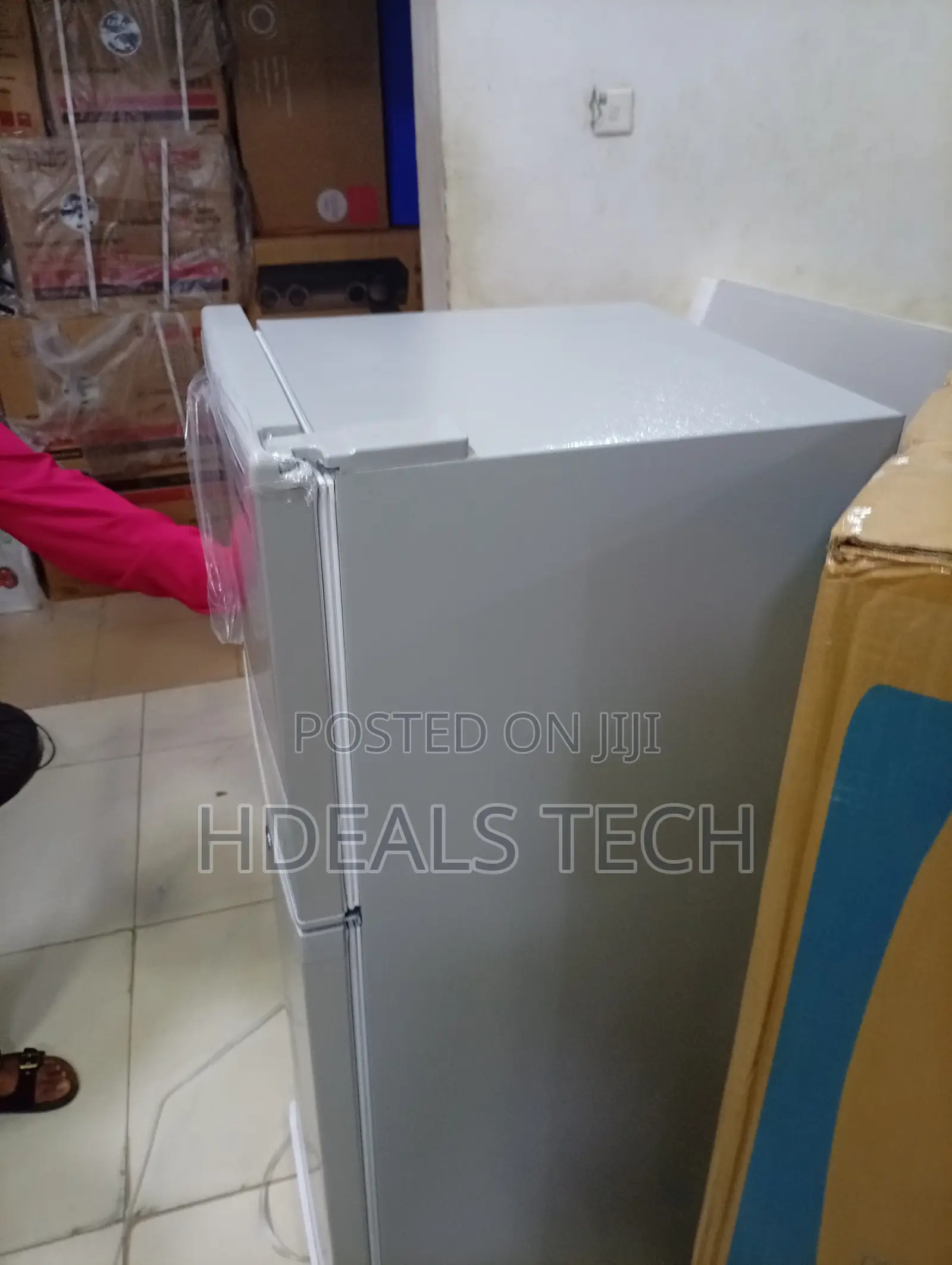 SkyRun BCD 138HC Functional Home Appliance