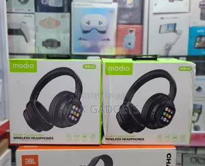 Modio AI Smart Headphones With Detachable Screen - 115-Language Real