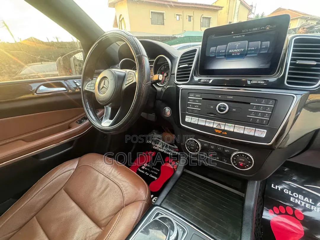 Mercedes-Benz GLS-Class 2017 Black