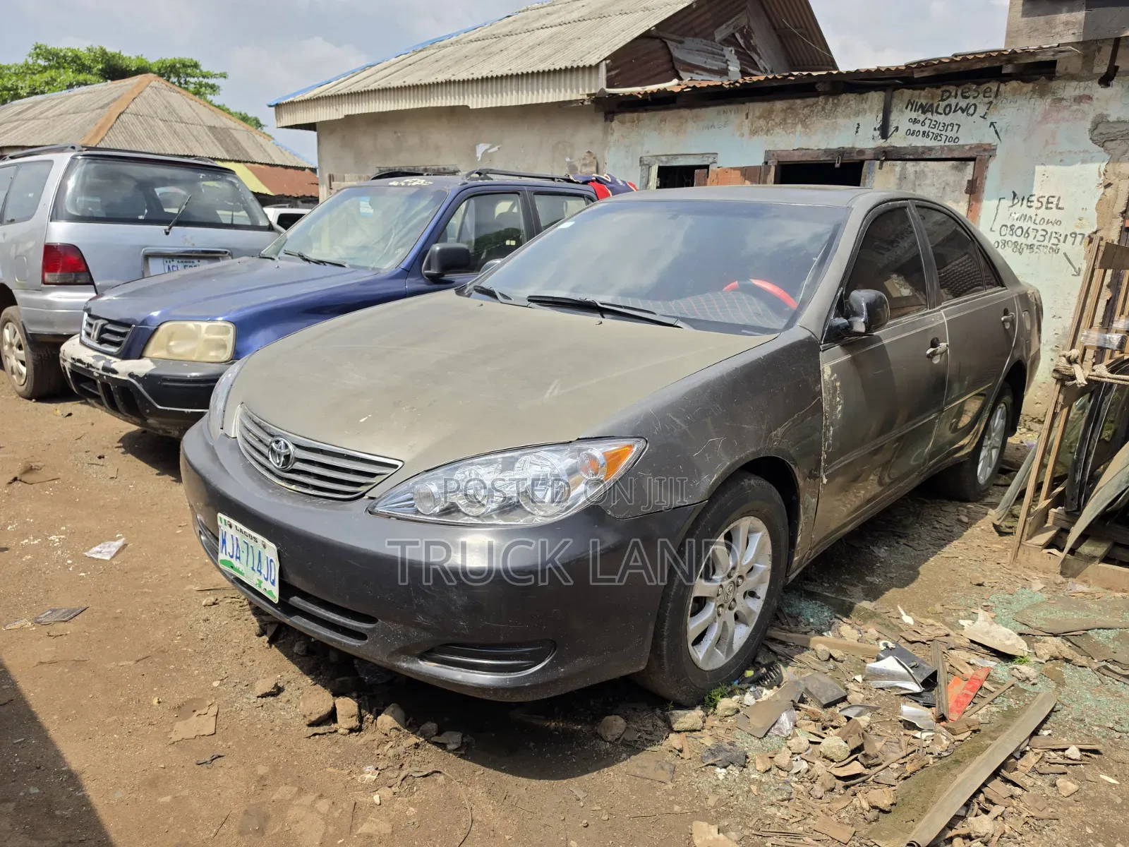 Toyota Camry LE 4dr Sedan (2.4L 4cyl 5A) 2005 Gray