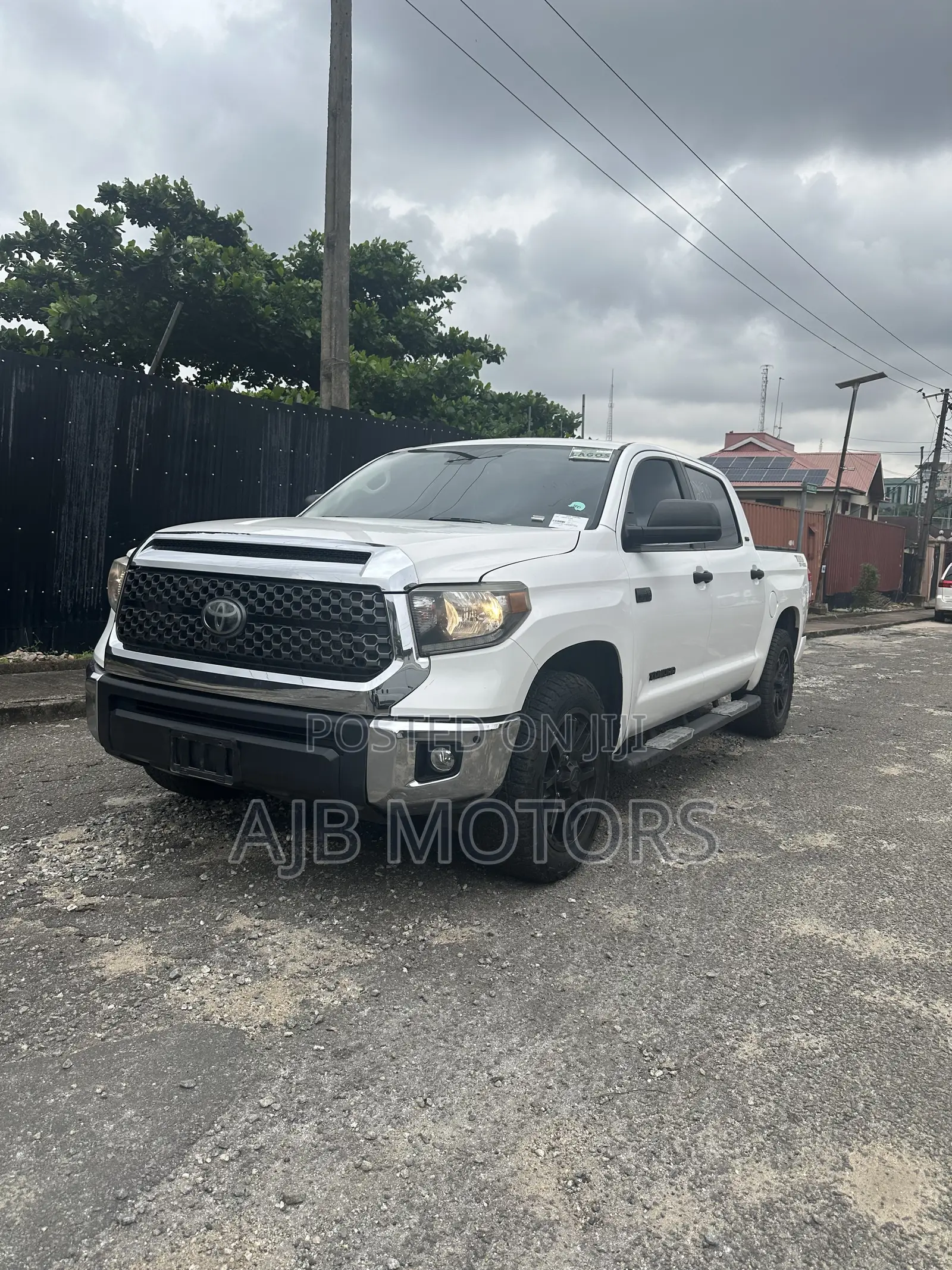 Toyota Tundra SR5 2021 White