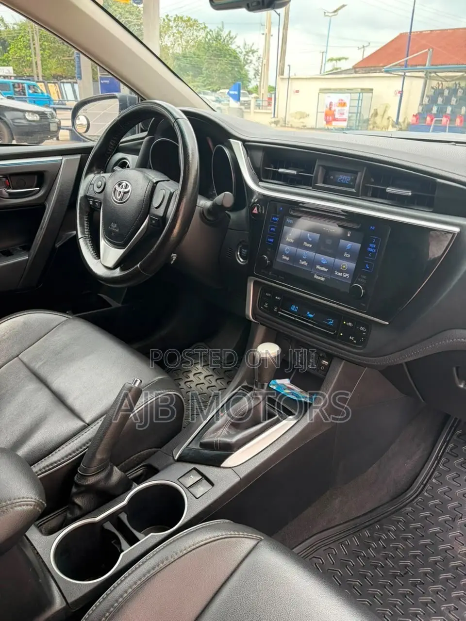 Toyota Corolla SE 4dr Sedan (1.8L 4cyl CVT) 2017 Blue