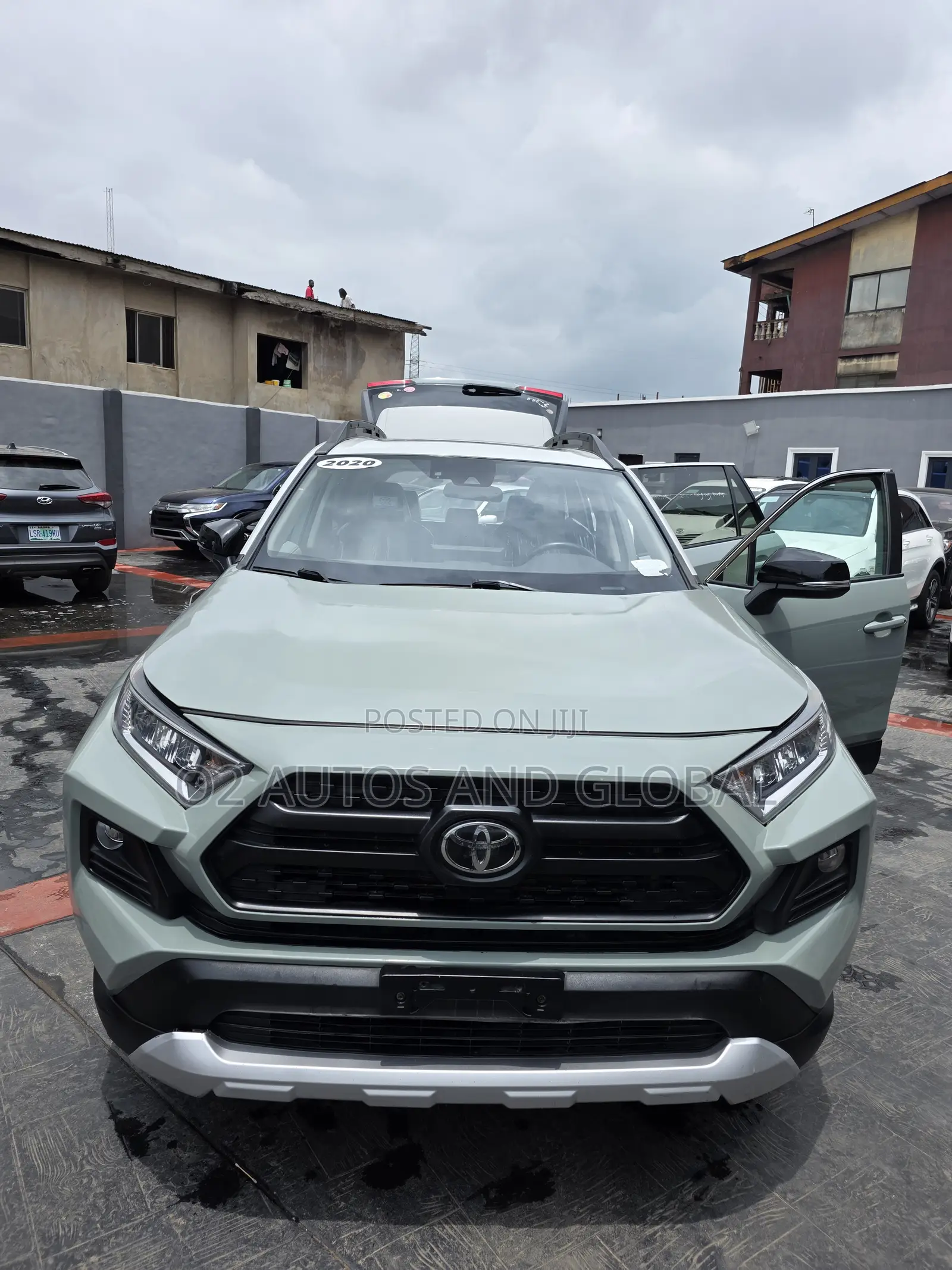 Toyota RAV4 Adventure AWD 2020 Green