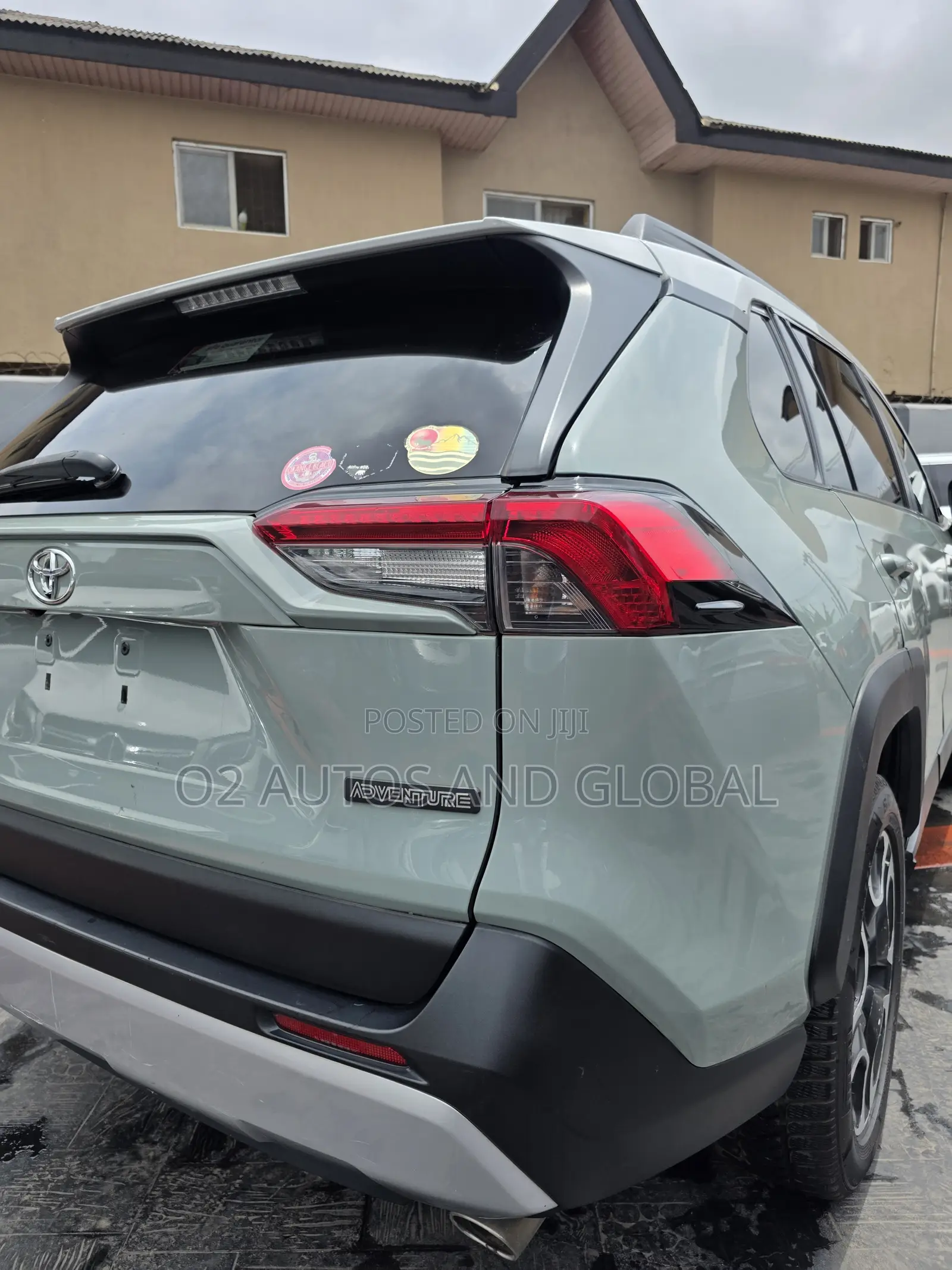 Toyota RAV4 Adventure AWD 2020 Green