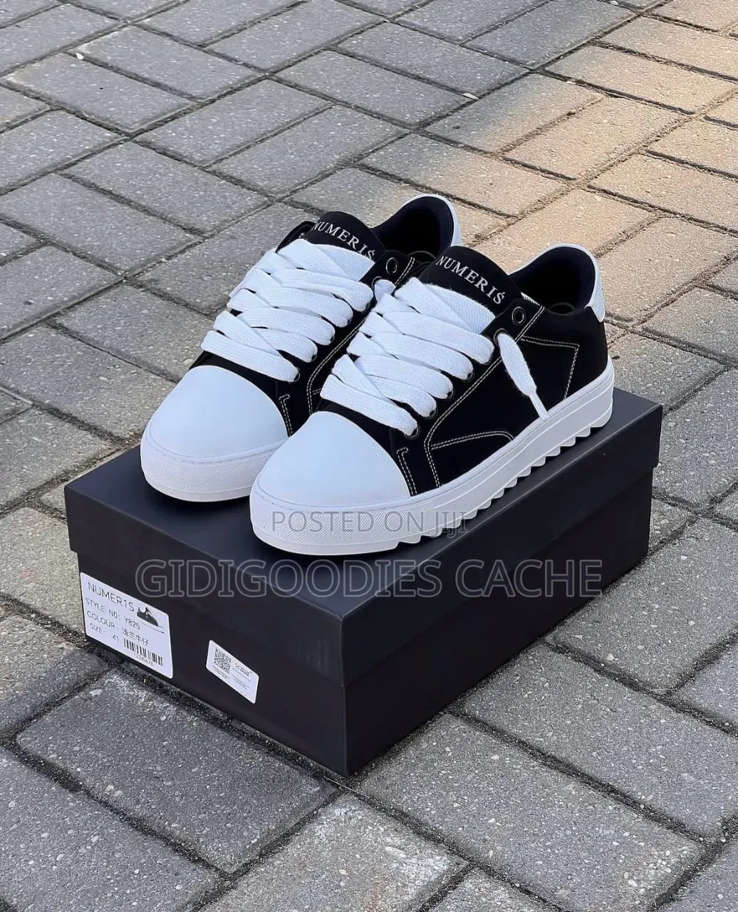 Numeris Black-White Mix Low-Top Sneakers Size 40-45