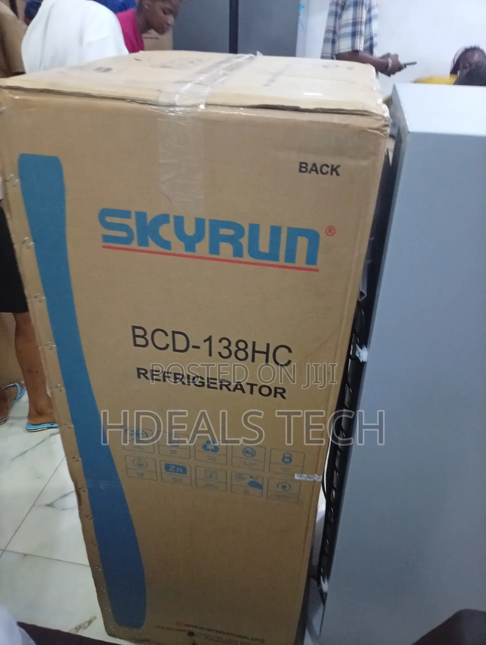 BCD 138HC Affordable-Style Appliance With Modern Freezing
