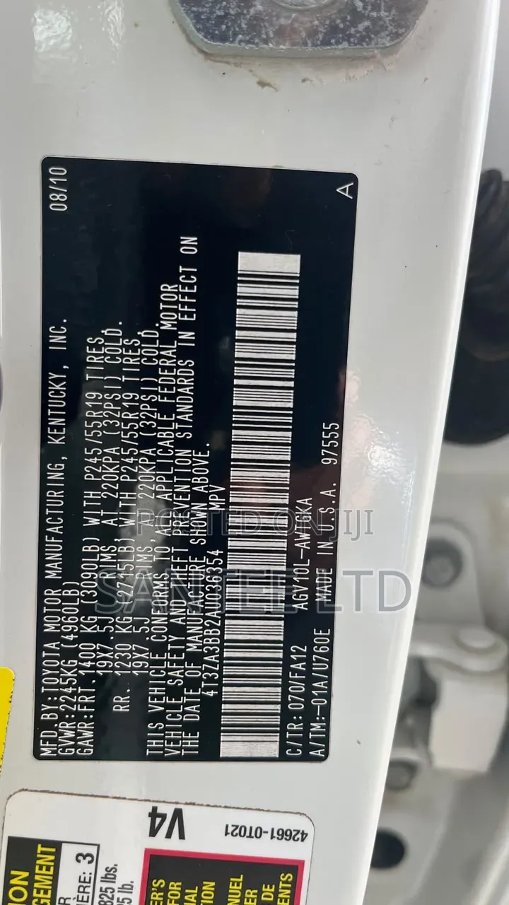 Toyota Venza 2010 White