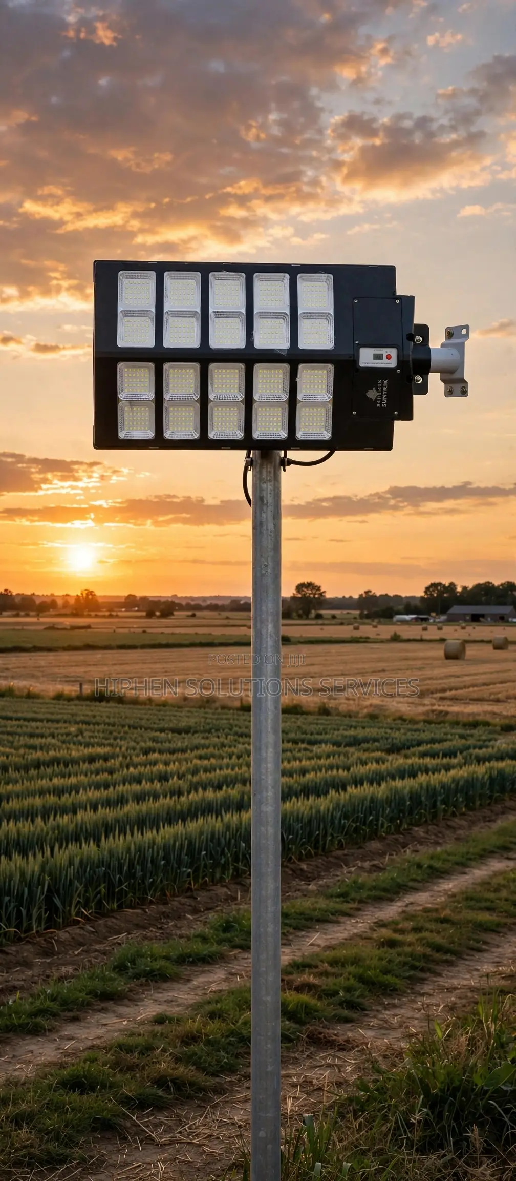 The Suntrik 3500W 6500K Solar Street Light for Estates