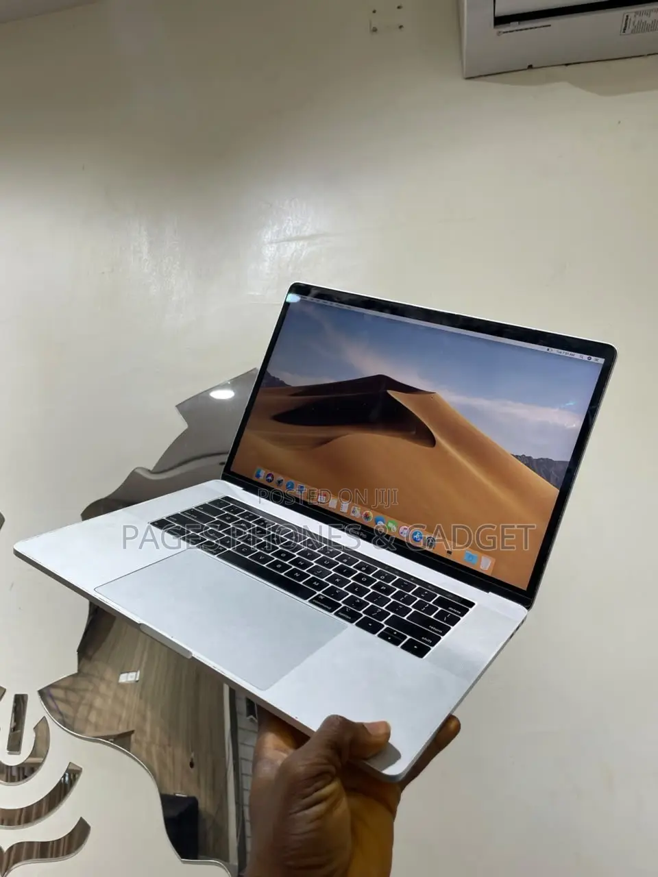 Laptop Apple MacBook Pro 2019 16GB Intel Core i7 HDD 256GB