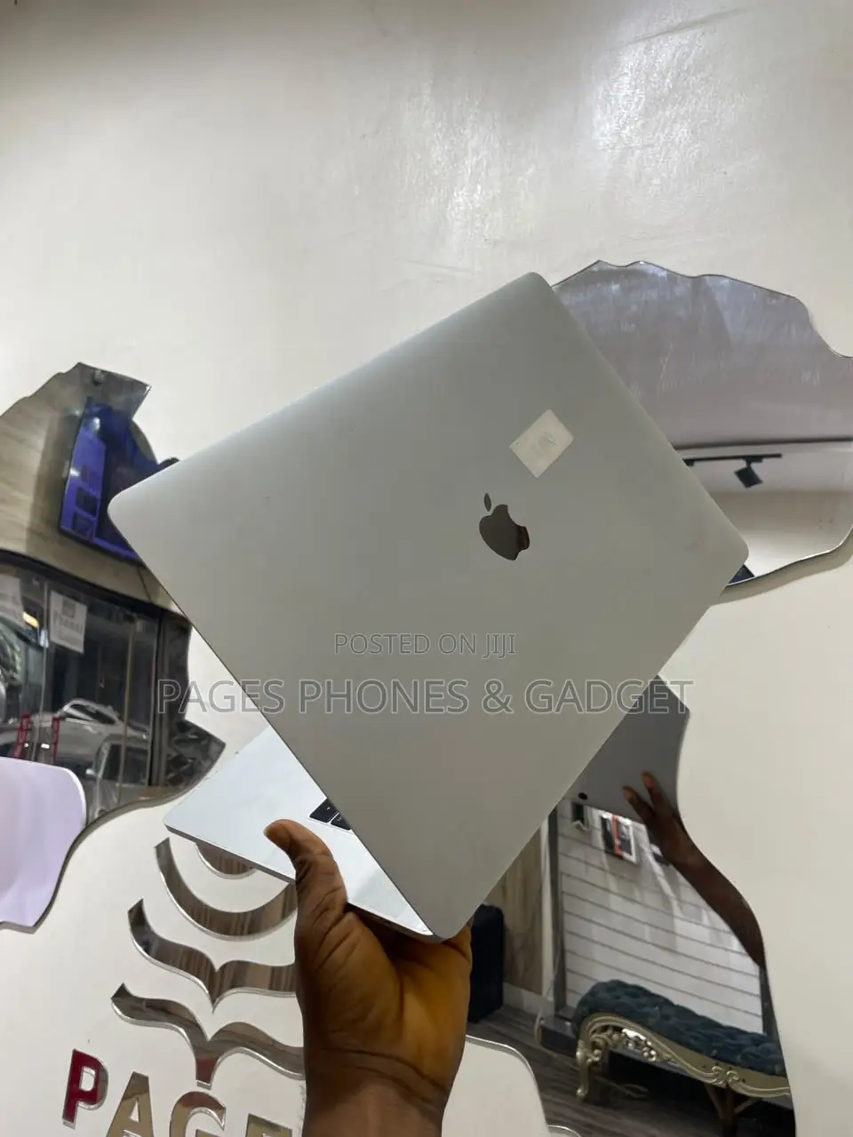 Laptop Apple MacBook Pro 2019 16GB Intel Core i7 HDD 256GB