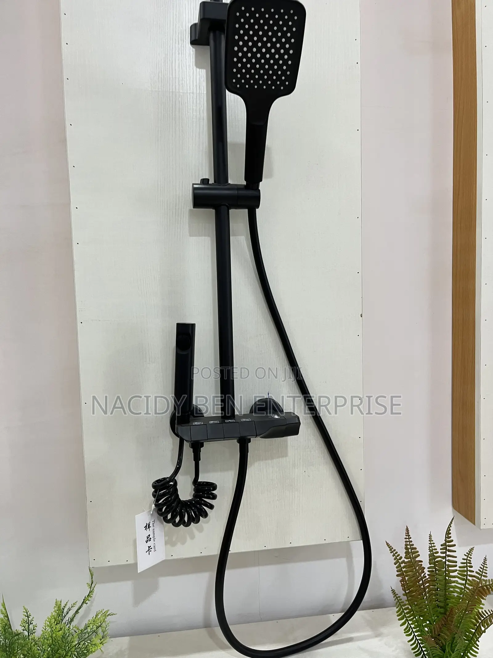 Piano Black Shower