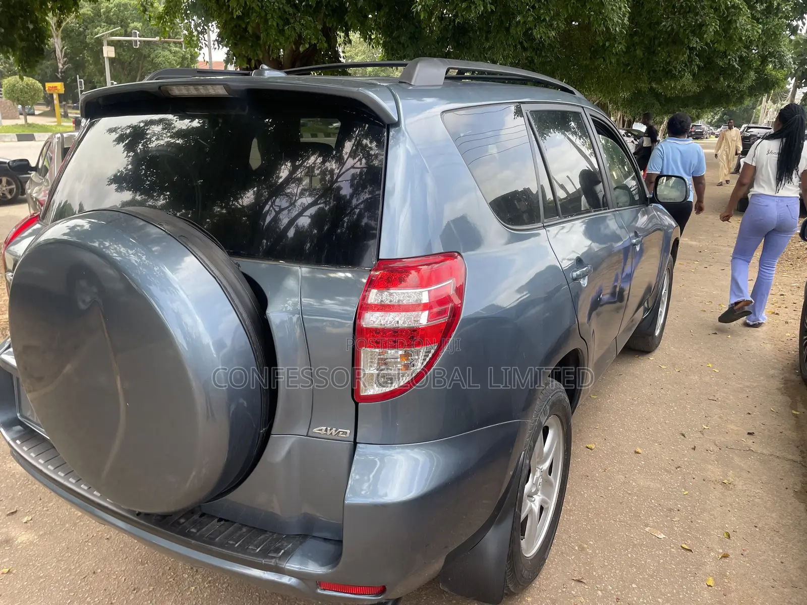 Toyota RAV4 2010 Green