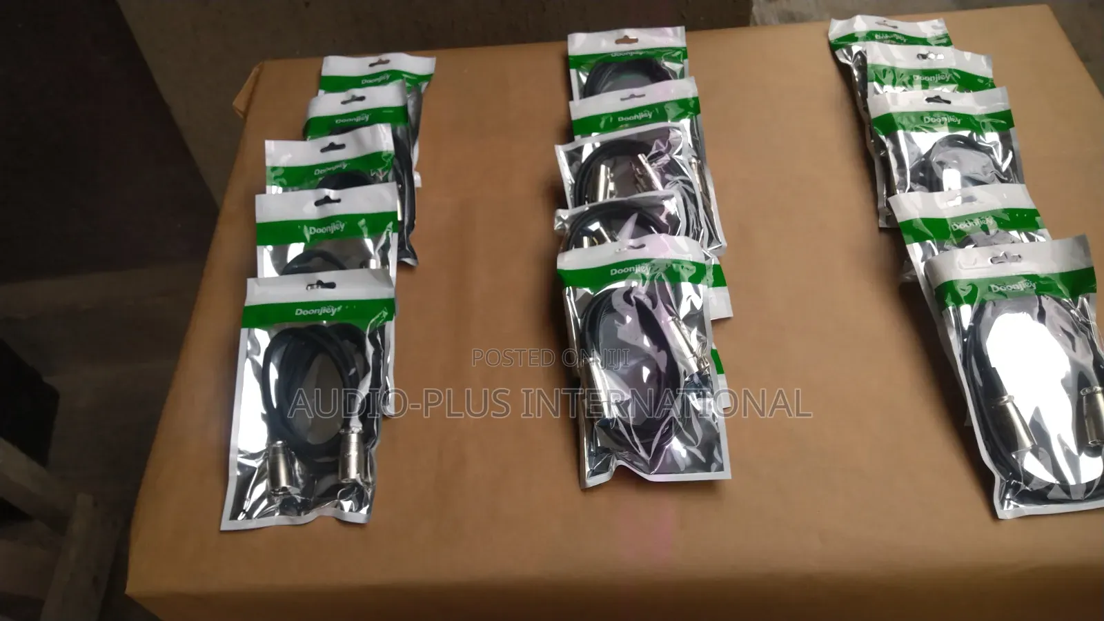 Female to Female & Male to Male XLR Cable
(1 Meter)