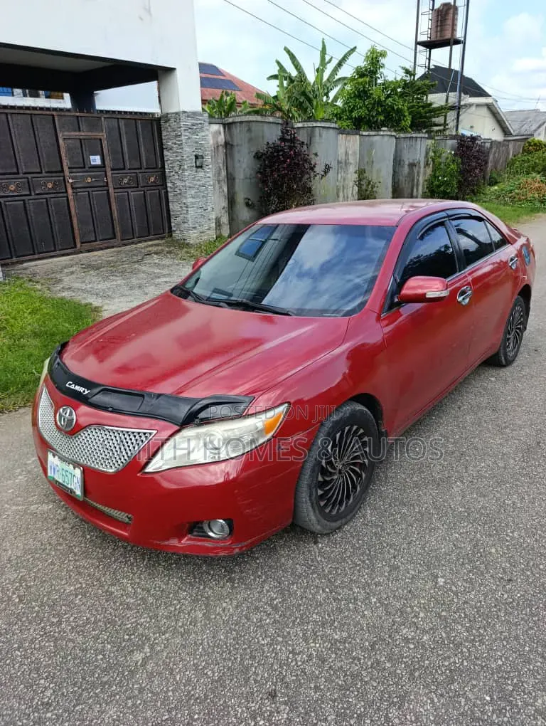 Toyota Camry LE 4dr Sedan (2.4L 4cyl 5A) 2008 Red