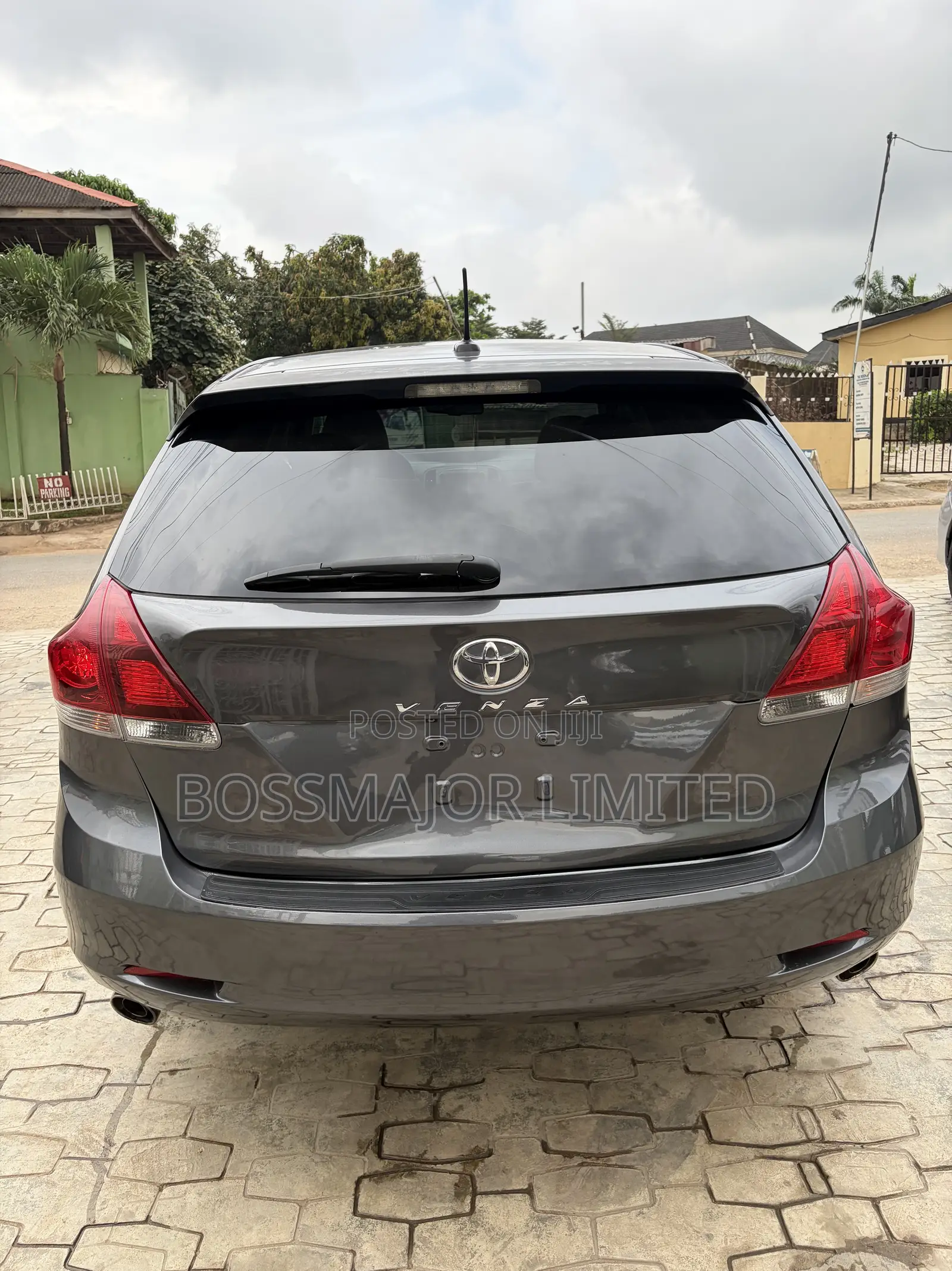 Toyota Venza XLE AWD 2013 Gray