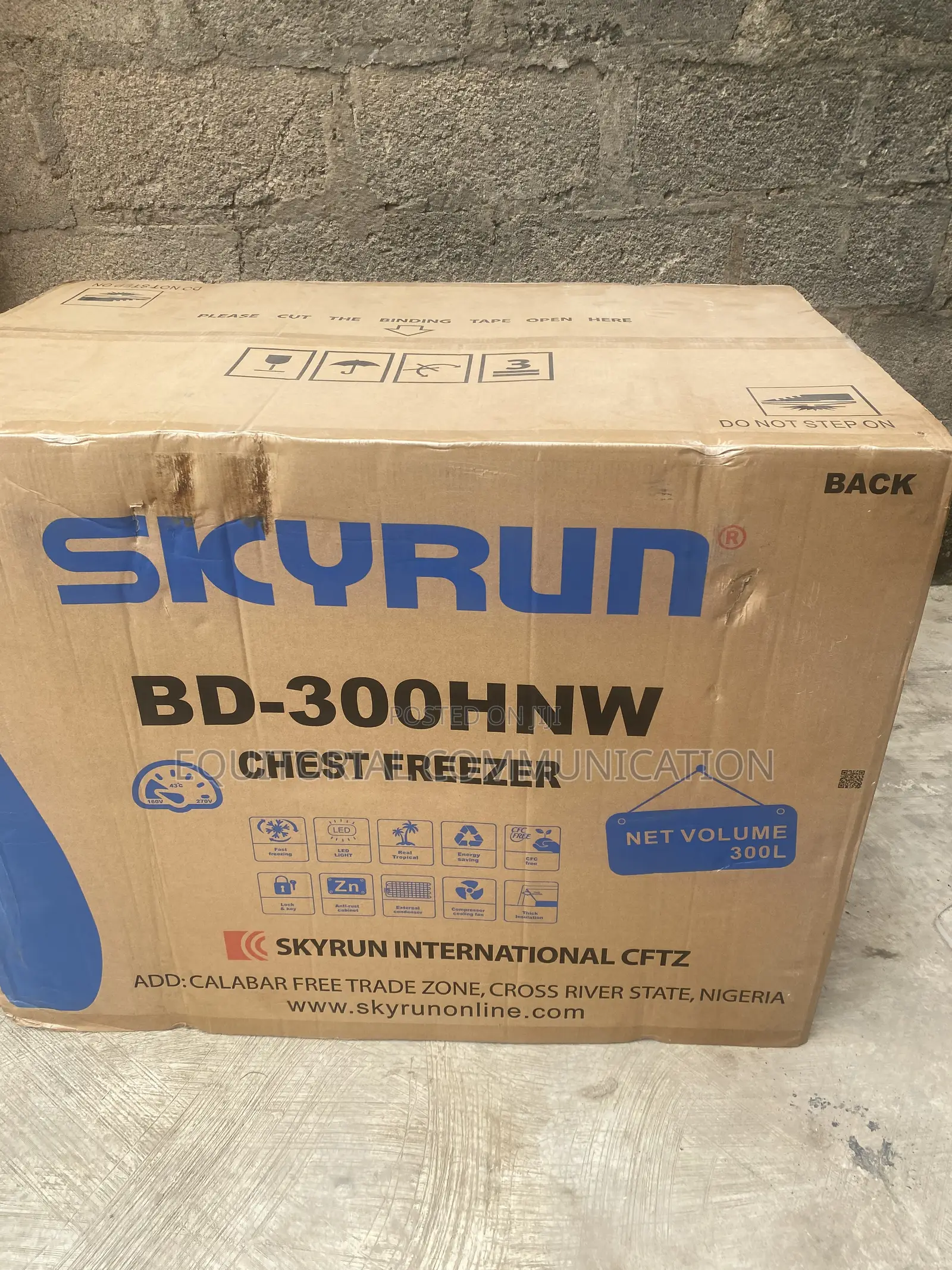 300L Skyrun Chest Freezer BD-300HNW for Frozen Food Storage
