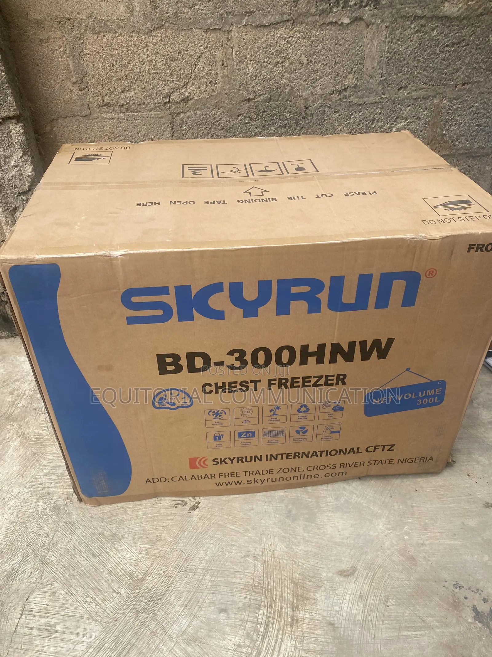 300L Skyrun Chest Freezer BD-300HNW for Frozen Food Storage